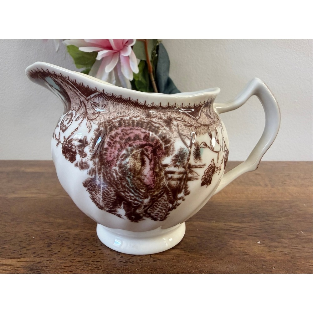 Johnson Bros His Majesty Turkey Gravy Boat Brown Transferware Thanksgiving Retro
